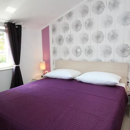 Gorica 1 A2-1 Br-7 By Interhome Apartament Baška