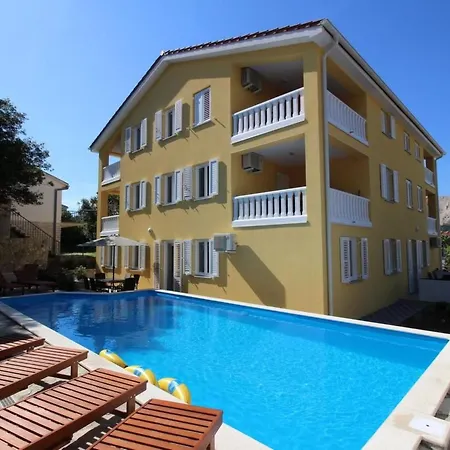 Daire Gorica 1 A2-1 Br-7 By Interhome *
