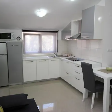 Gorica 1 A2-1 Br-7 By Interhome Daire *